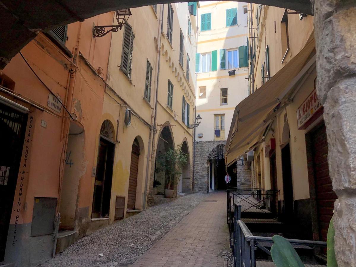 Appartamento Ai Piedi Della Pigna Sanremo Exterior photo